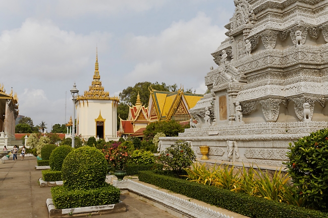 Phnom Penh-Pagode d'argent-025
